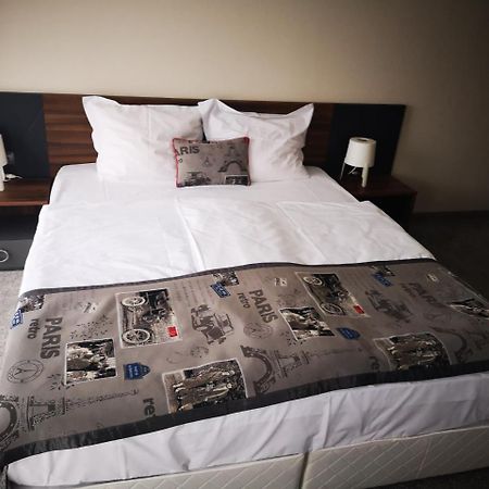 Family Hotel Novel City Burgas ภายนอก รูปภาพ