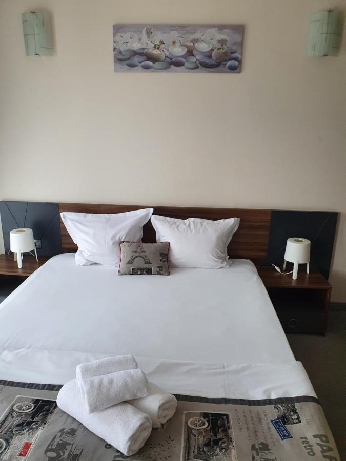 Family Hotel Novel City Burgas ภายนอก รูปภาพ