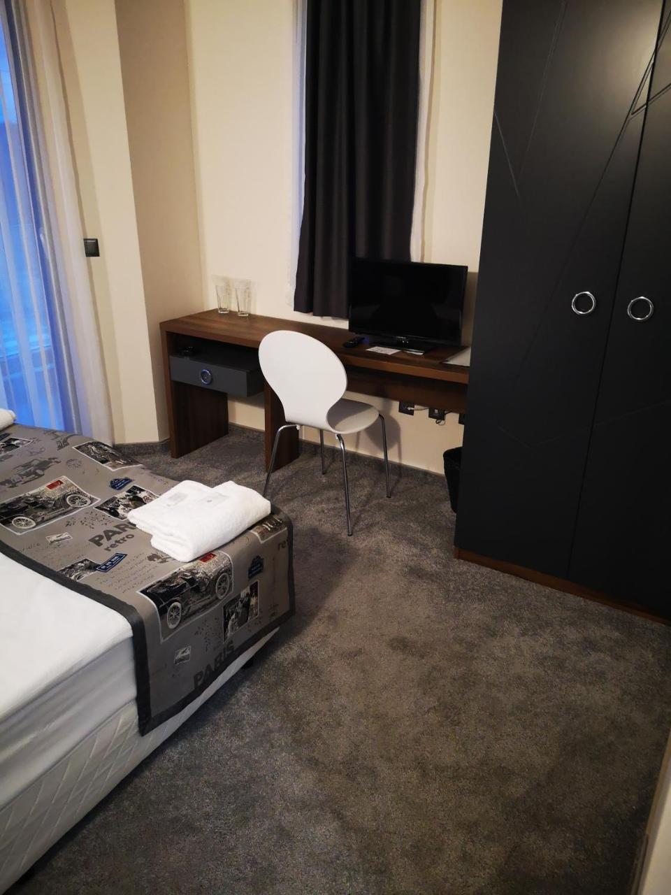 Family Hotel Novel City Burgas ภายนอก รูปภาพ