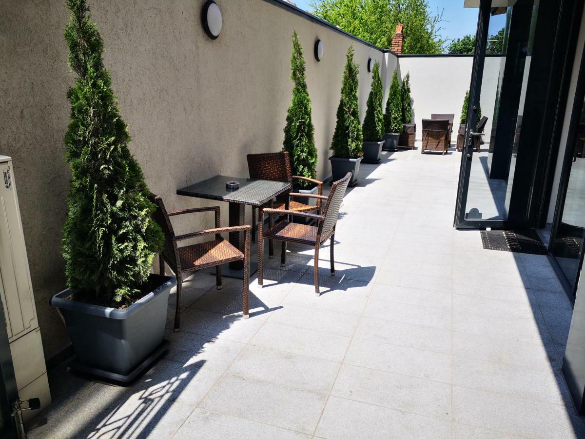 Family Hotel Novel City Burgas ภายนอก รูปภาพ